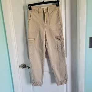 Risen Jeans | Women's High Rise Tan Cargo Jogger Pants | Size 5/27